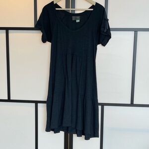 Saturday Sunday By Anthropologie short sleeve loose
fit dress. Size Small